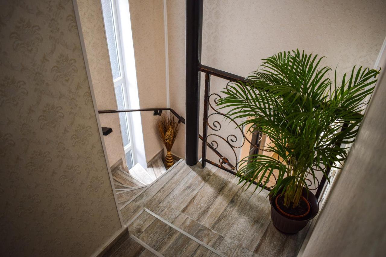 B House Rooms Iasi Eksteriør bilde